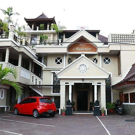 Mataram Hotel Γιογκιακάρτα Εξωτερικό φωτογραφία