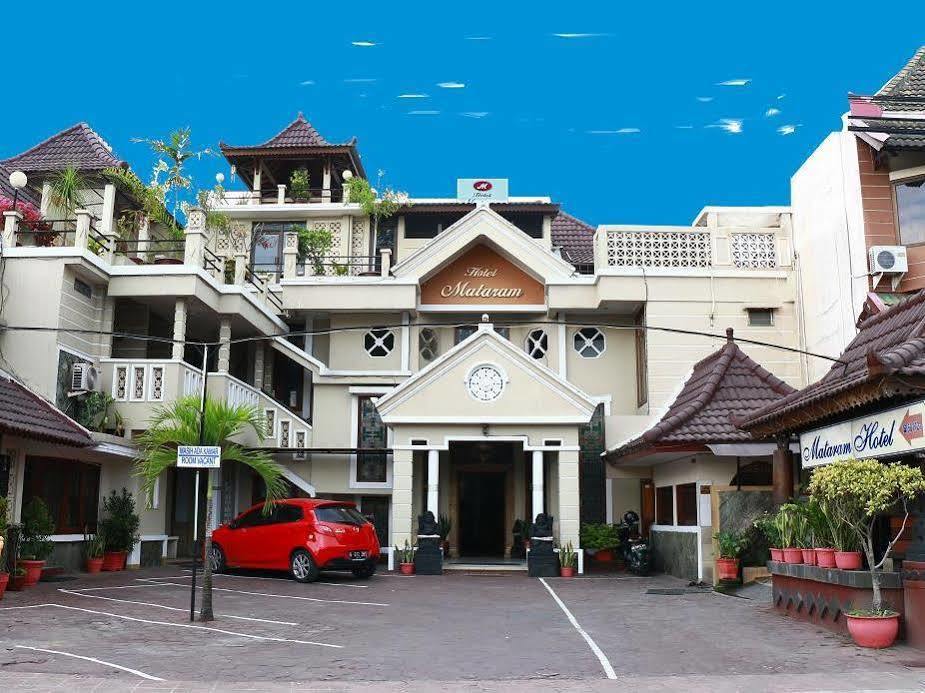 Mataram Hotel Γιογκιακάρτα Εξωτερικό φωτογραφία